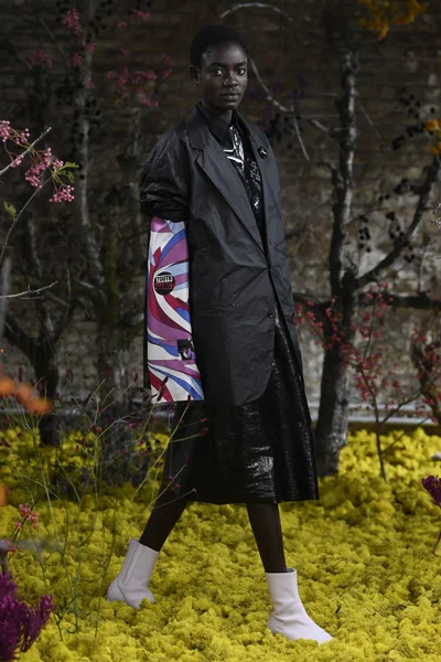 Look 47